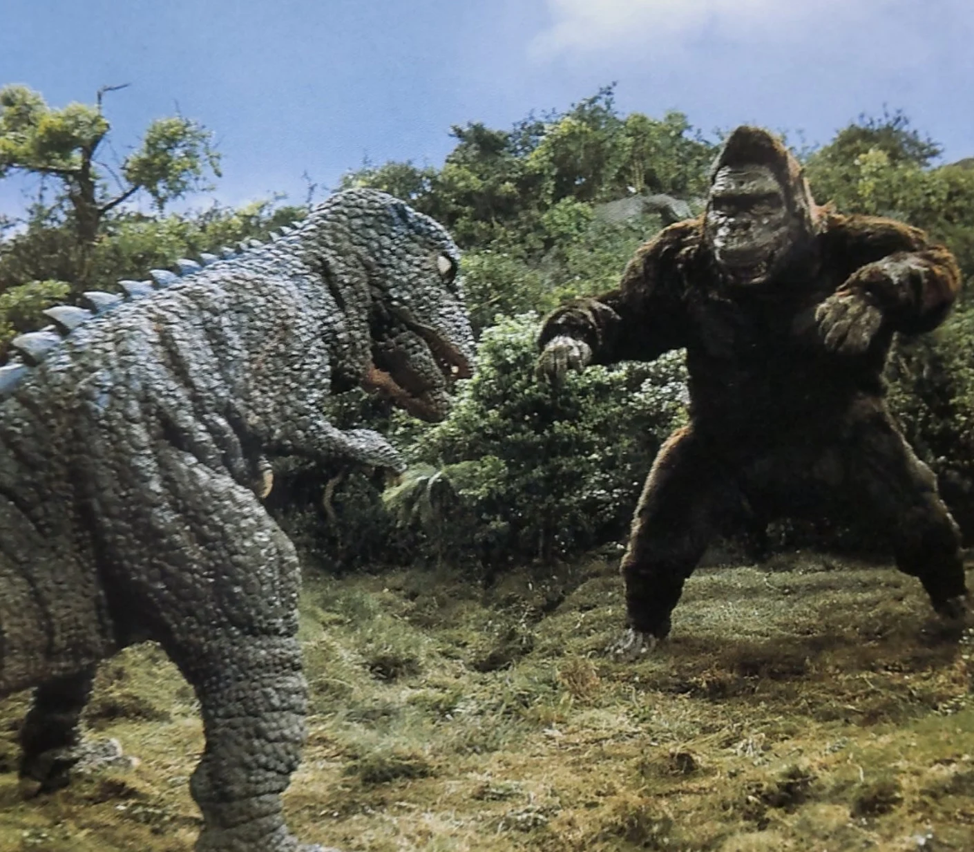 All Kaiju Attack!: King Kong Escapes [DUBBED] + Introduction
