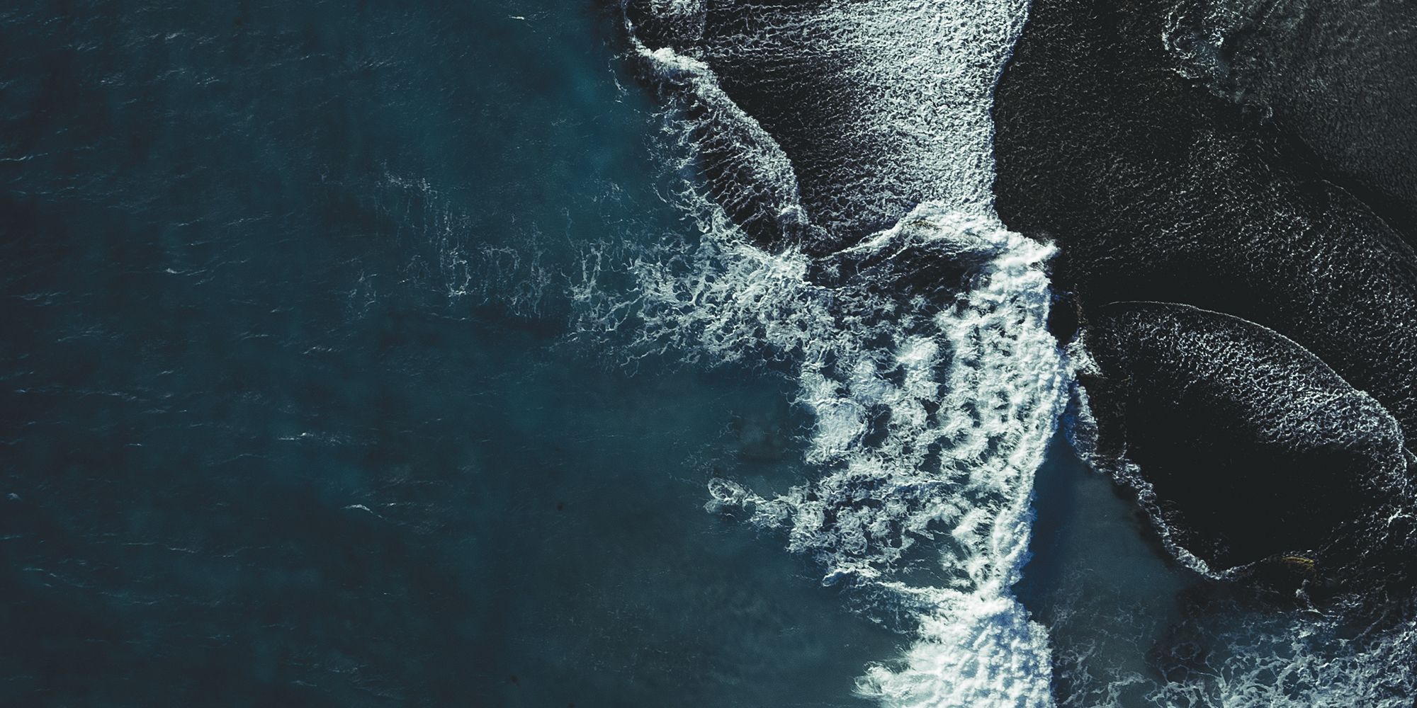 Missy Mazzoli & Royce Vavrek: Breaking the Waves