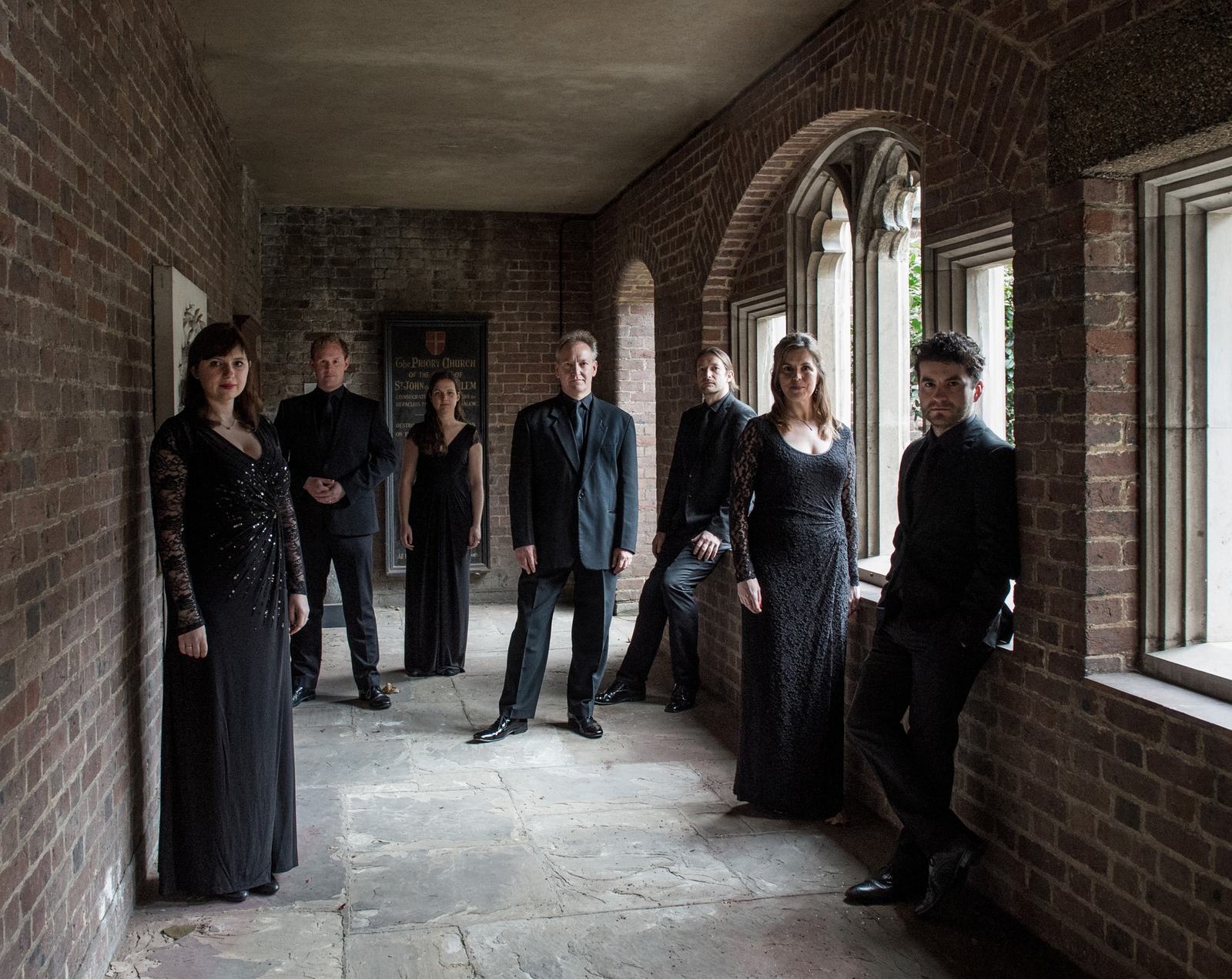 Tenebrae; Nigel Short conductor