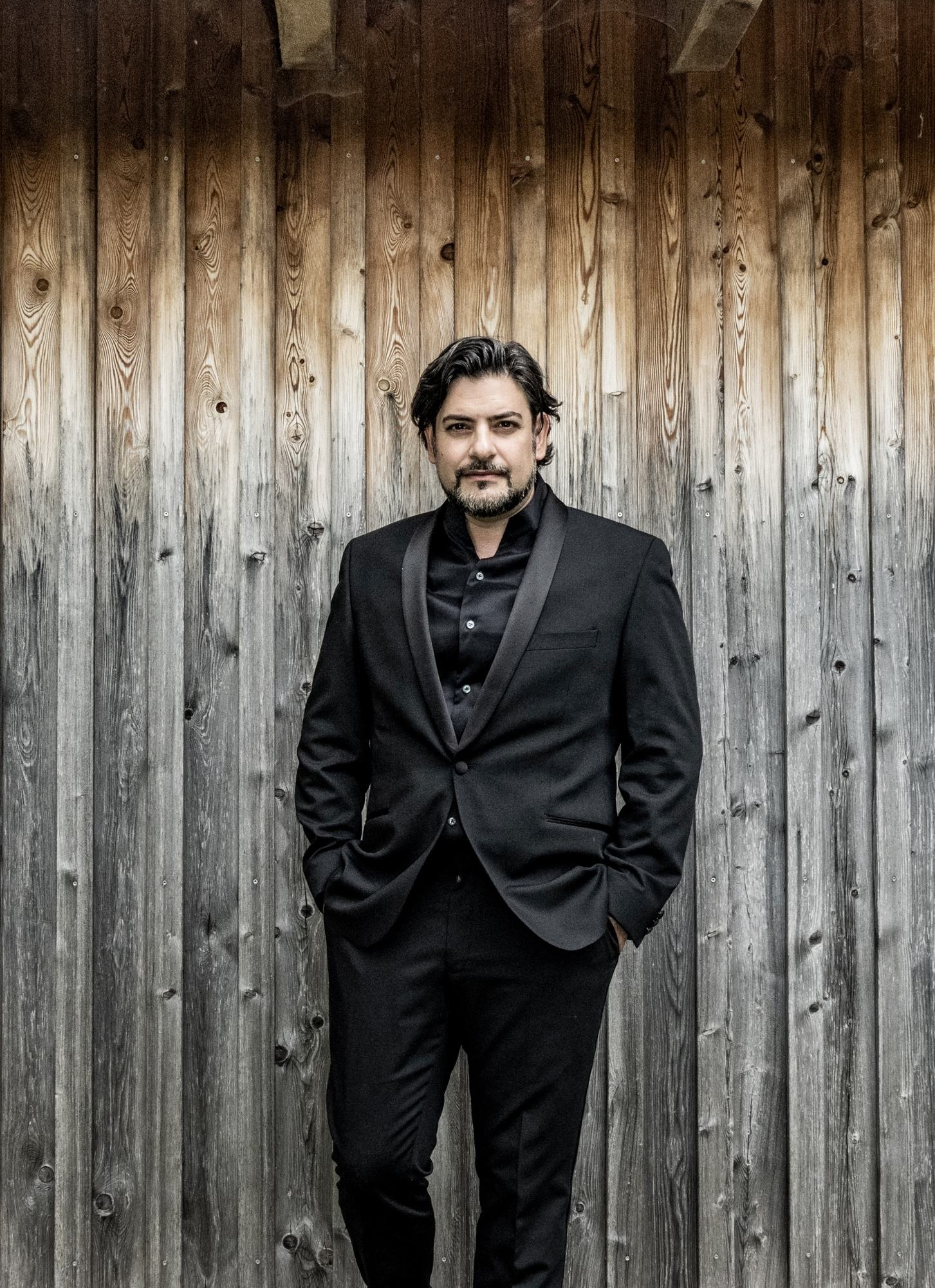 Ilker Arcayürek tenor ; Ammiel Bushakevitz piano