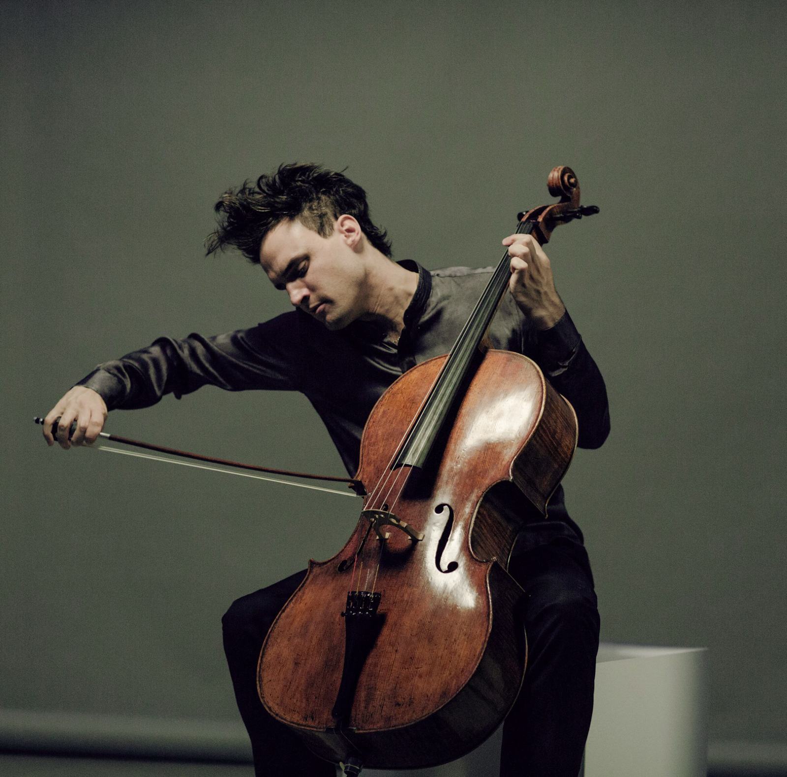 Leonard Elschenbroich cello ; Alexei Grynyuk piano