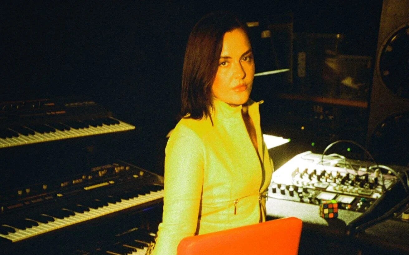 Liv East (Full Live Band)