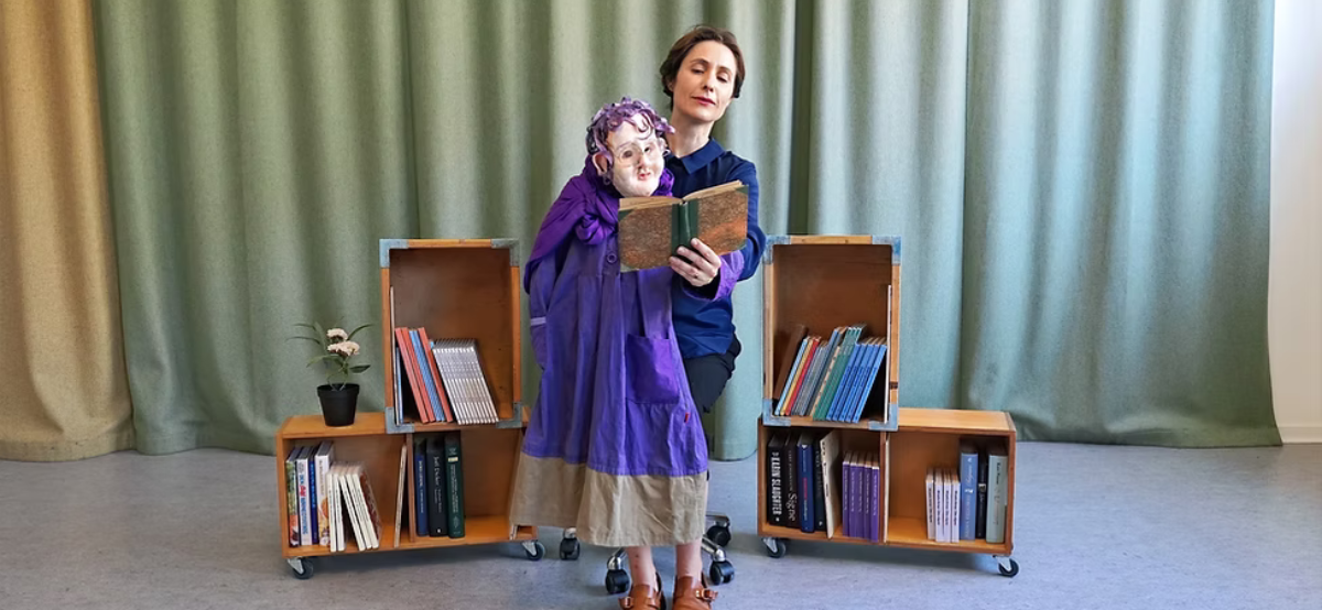 Little Miss. Larsen's big love (3-8 years)/Teatermagi Vesterbro