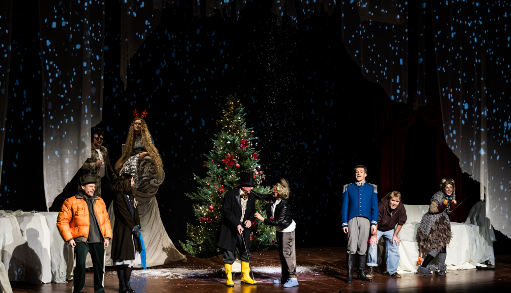 Christmas tree with Mr. Andersen