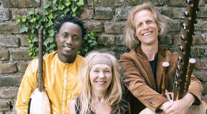 Nils Kercher Trio mit Special Guest Oumar Barou Kouyaté (Mali)
