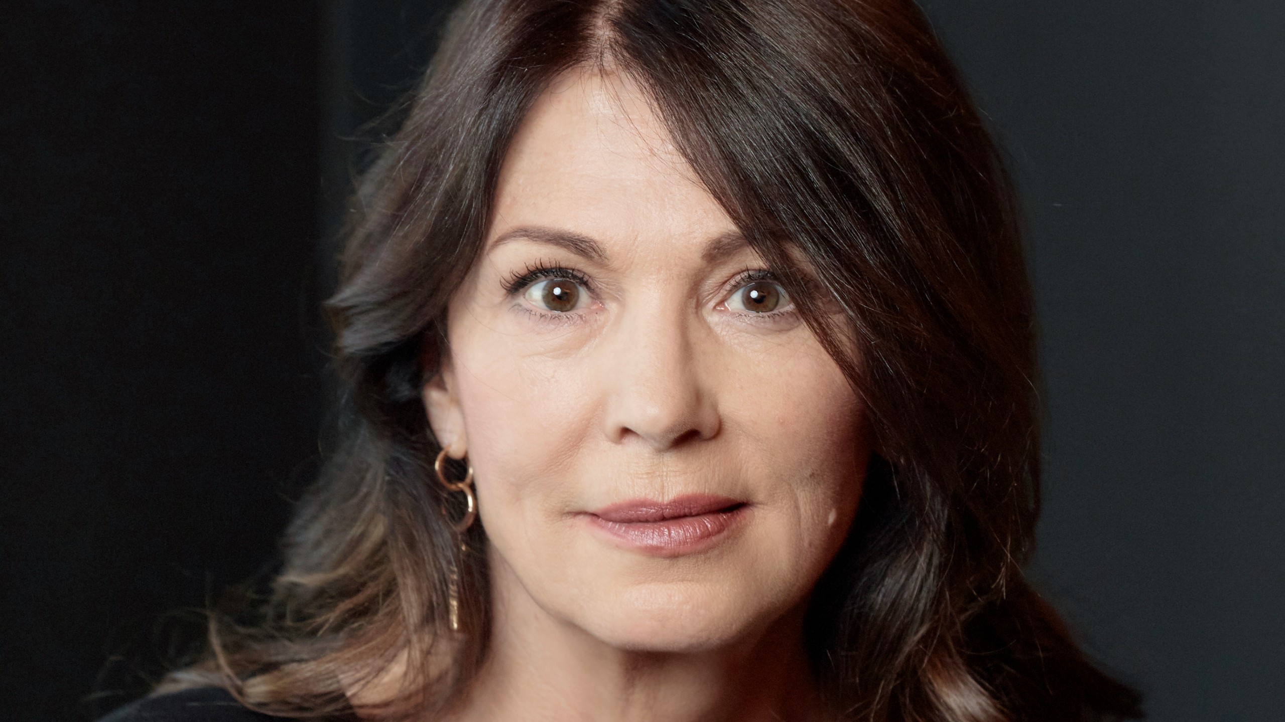 Literature LIVE: Iris Berben reads “Christmas with Charles Dickens”