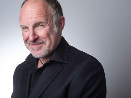Simon Evans is Staring at the Sun