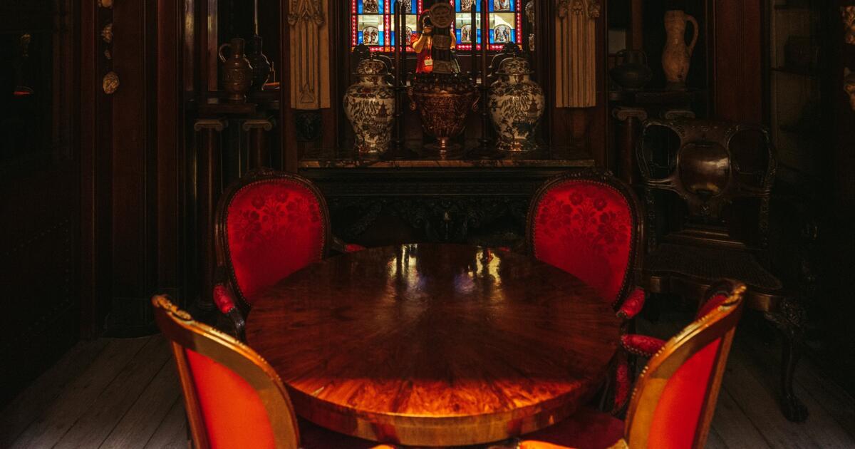 Twilight Tour: Descent into the Underworld