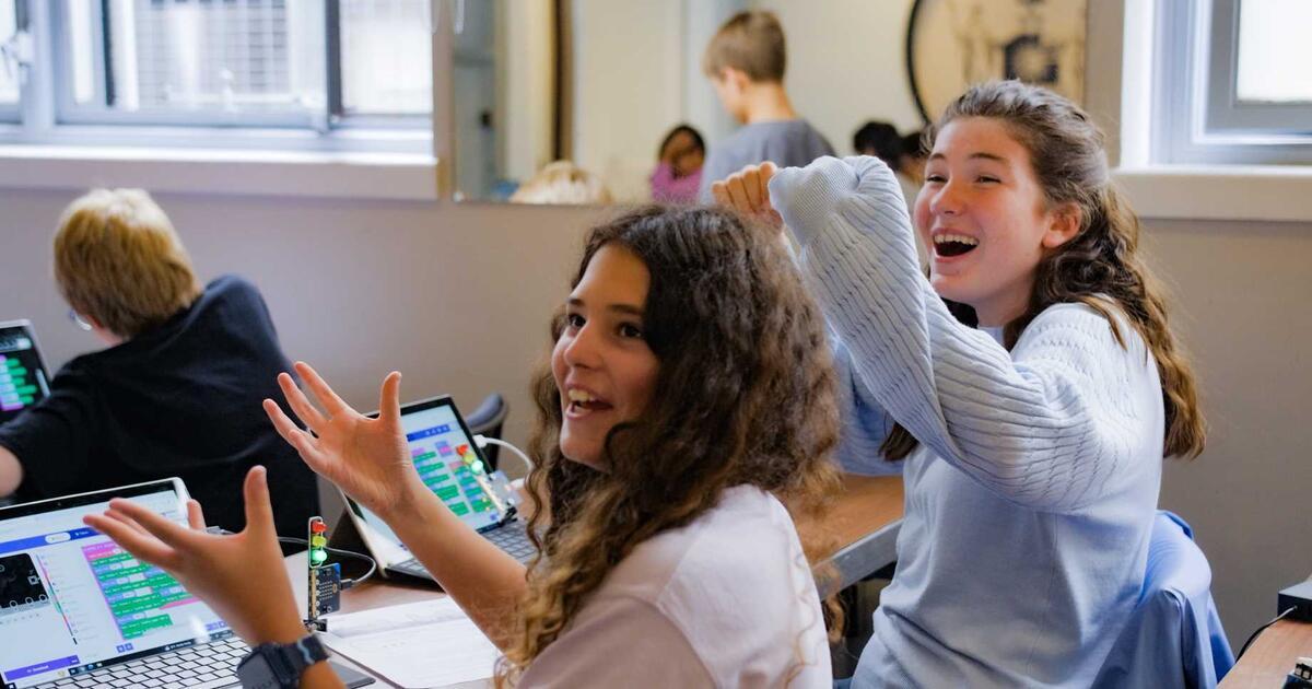 Holiday workshops: Smart trains and smart tracks (Year 7, 8 and 9)
