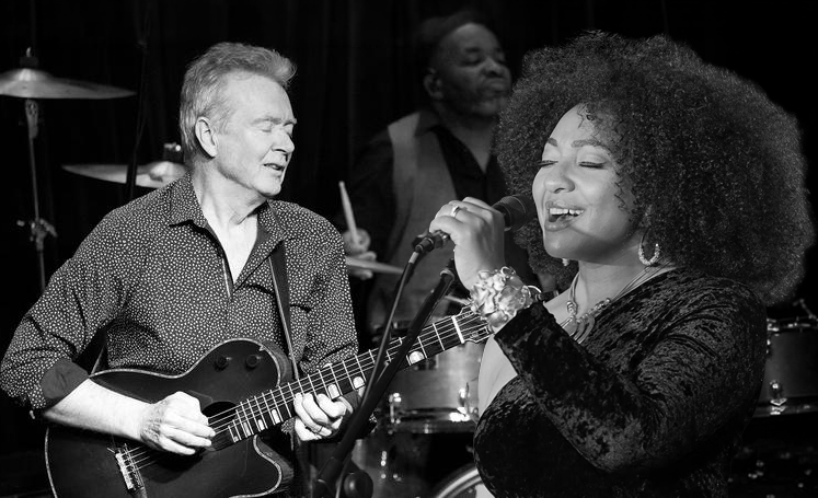 Peter White feat. Selina Albright