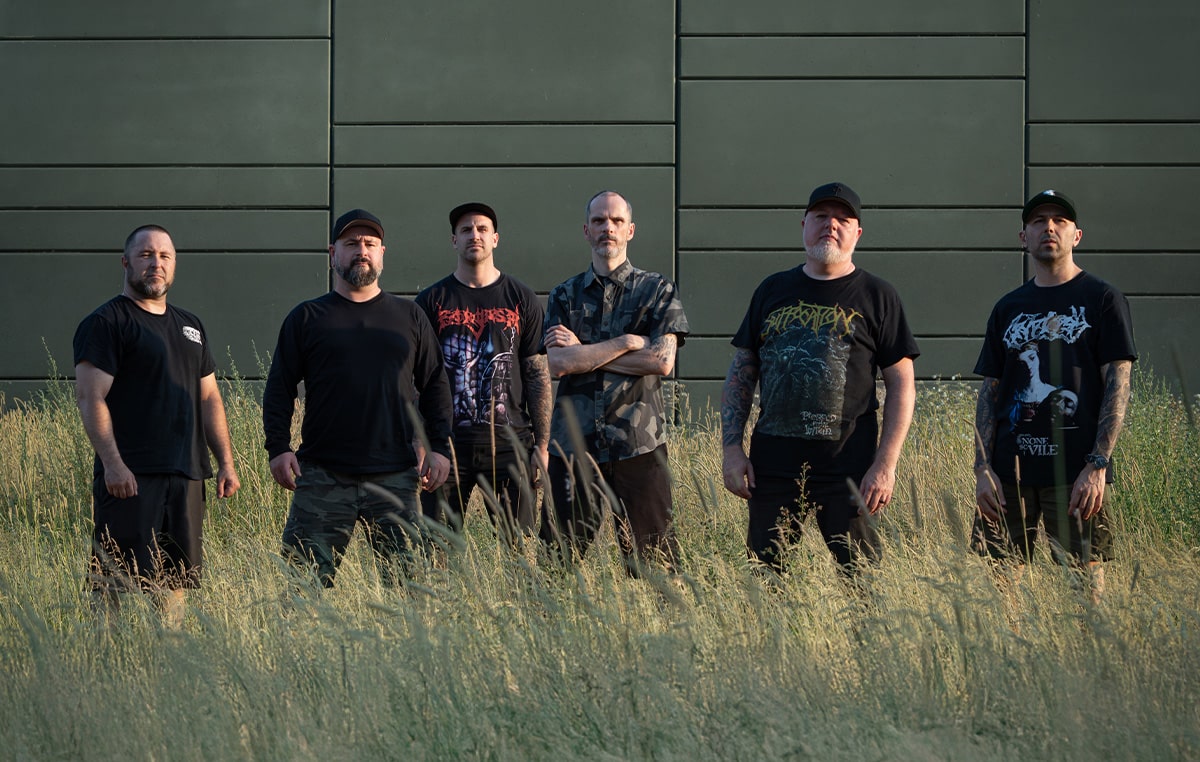 DESPISED ICON X CARNIFEX