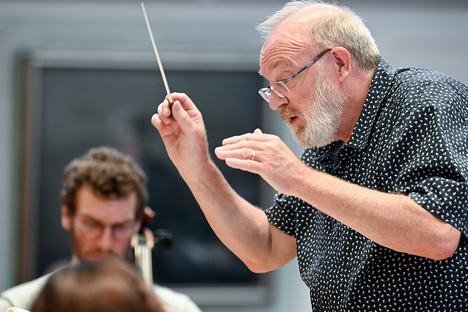 Orchestral Masterworks with Martyn Brabbins