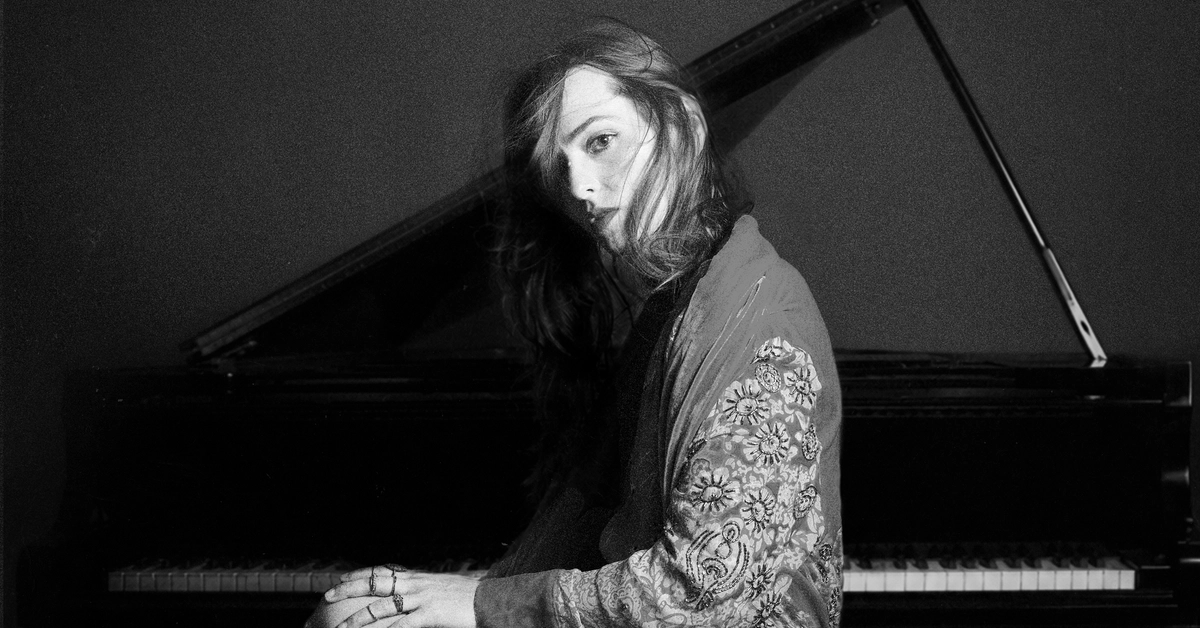 Sarah Coponat: Solo Piano