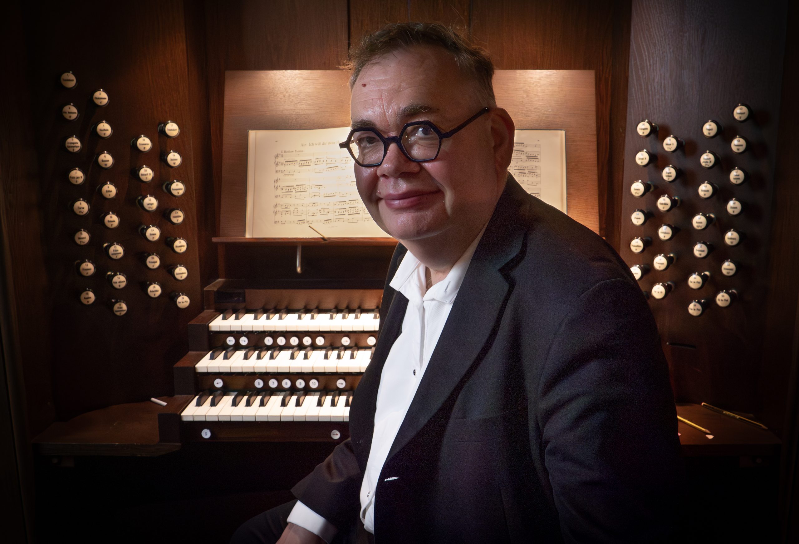 Lunchtime Concert Series - Roger Sayer
