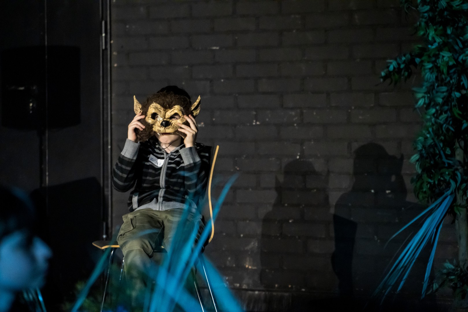 Szata zdobi człowieka. Doświadczalnia teatralna