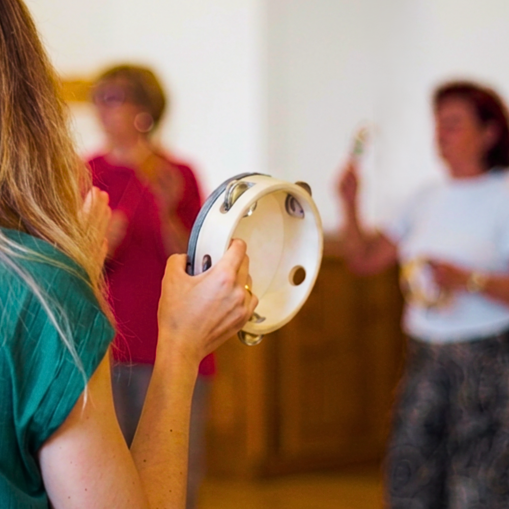 Music and integration workshops for seniors — Music knows no age