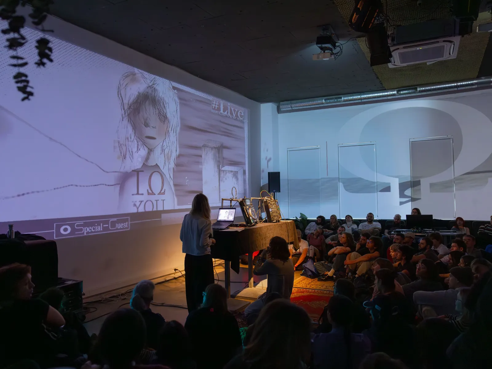 WORKSHOP: Art on the Digital Battlefield