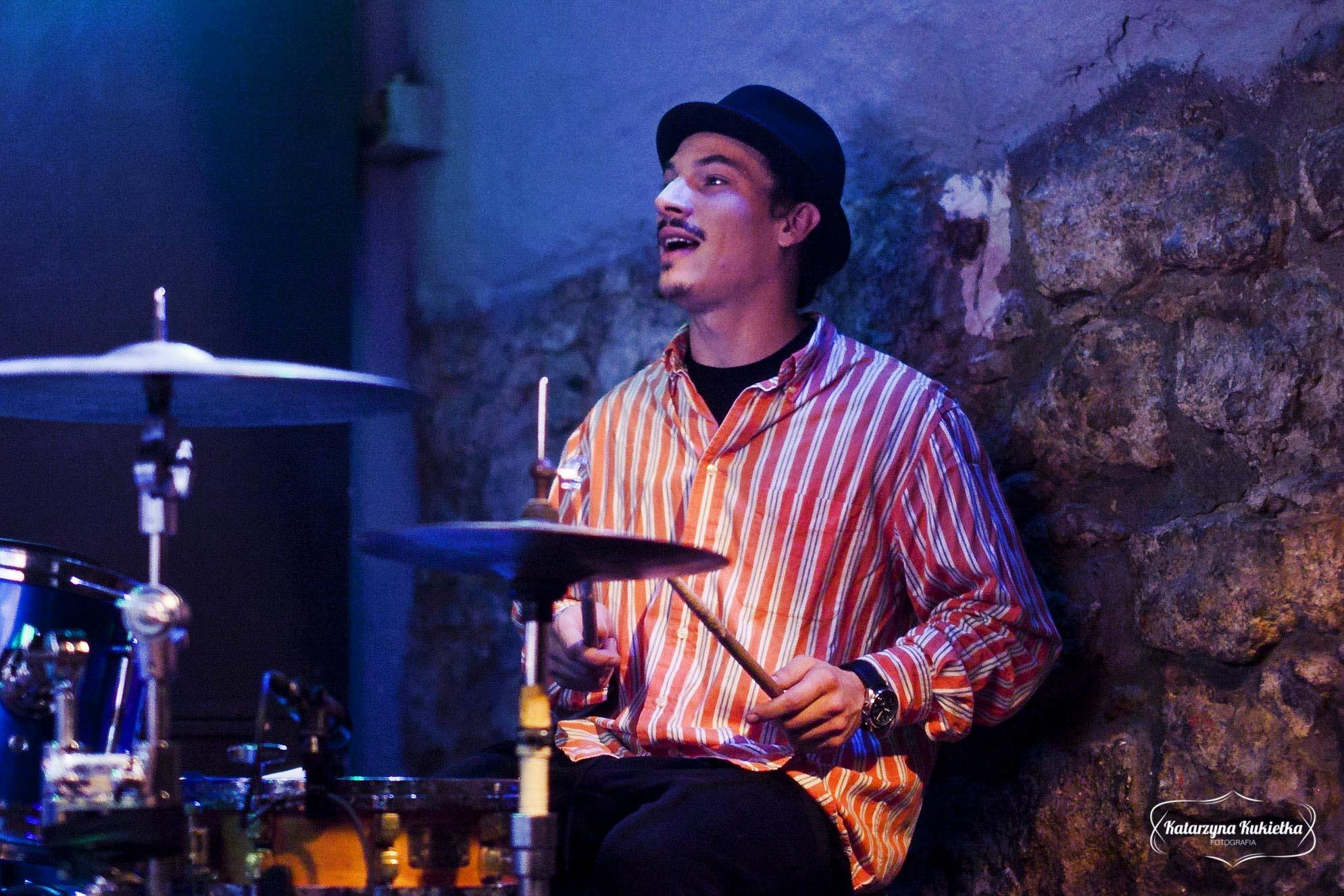 FEEL THE GROOVE JAM SESSION