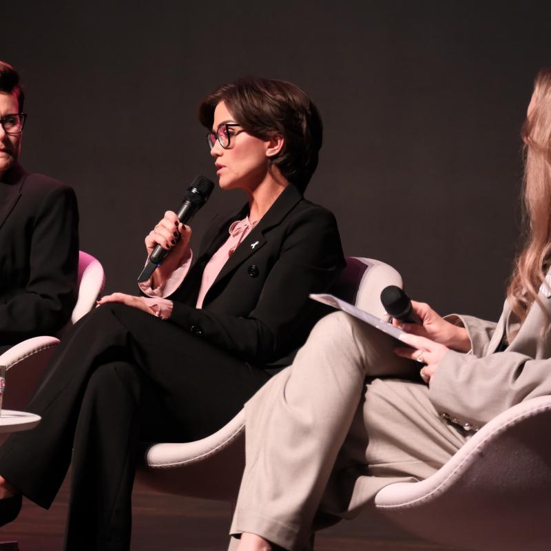 Listen up | Scena Zdrowia