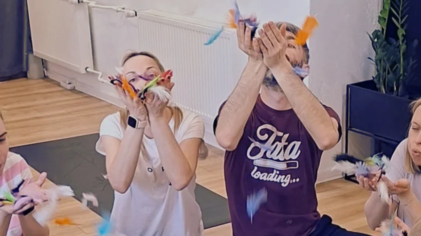 Family pranks on the mat — for children 4-7 years