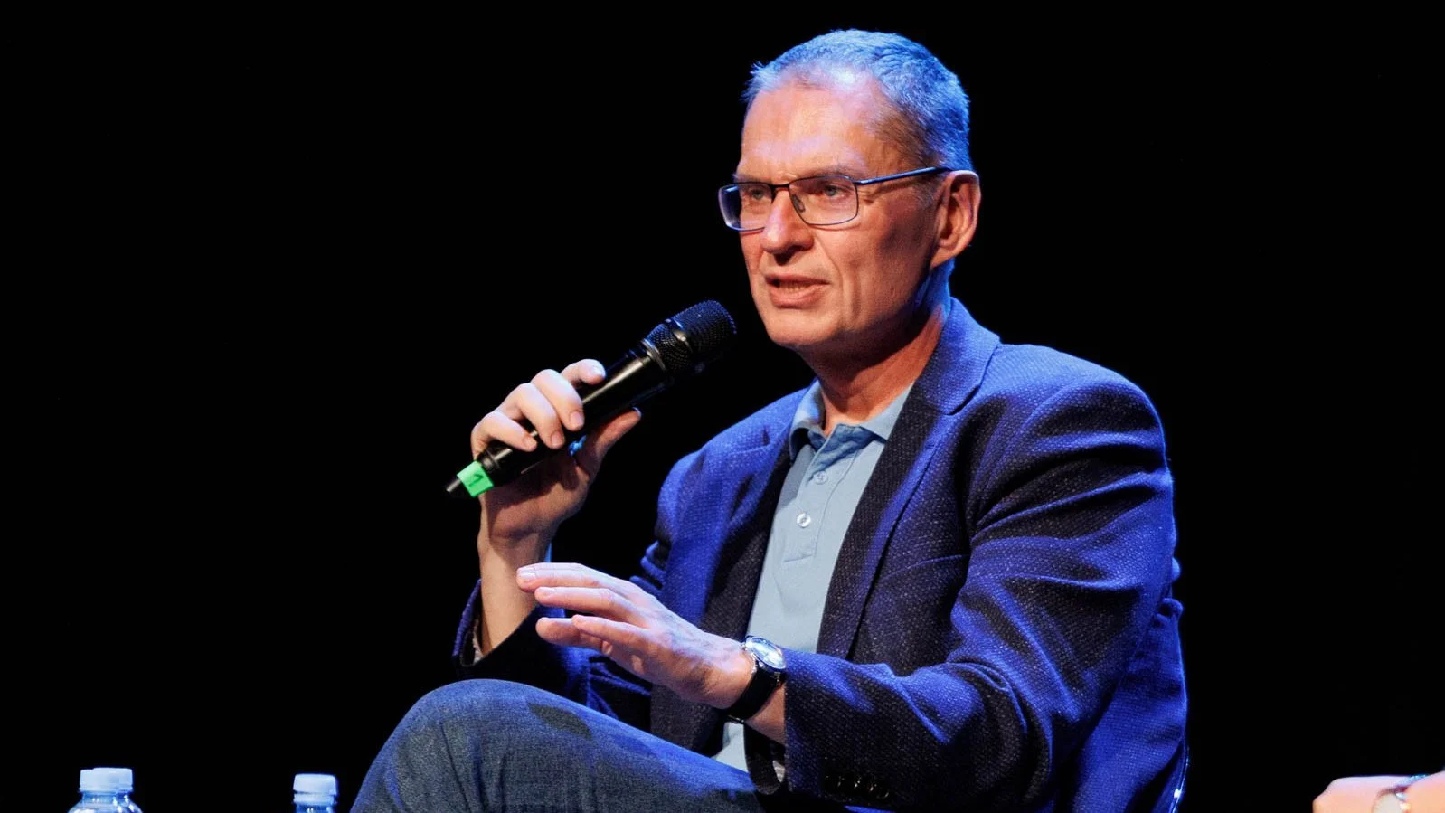 Andrzej Poczobut is a guest of the University of Lodz — an open meeting with a well-known journalist, until recently a political prisoner of the Belarusian regime. We invite you!