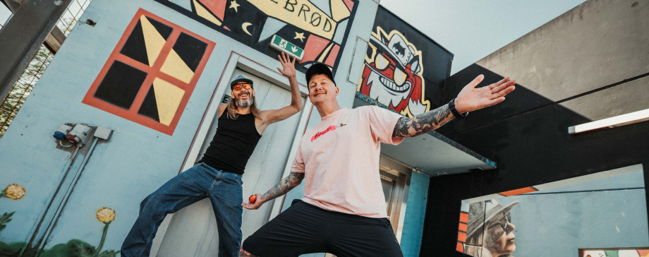 JOHNNY HEFTY & JØDEN