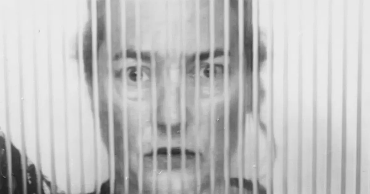 Photobooth workshop: Disrupted Portraits
