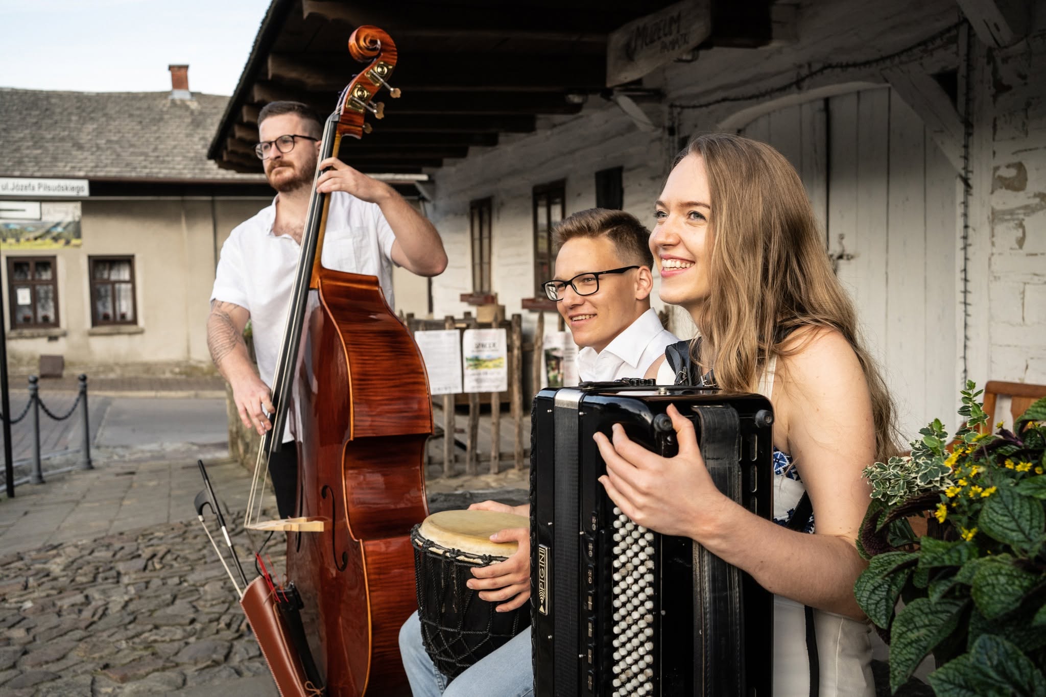 World Cultures: Slovakia - Júlia Masnicová Trio