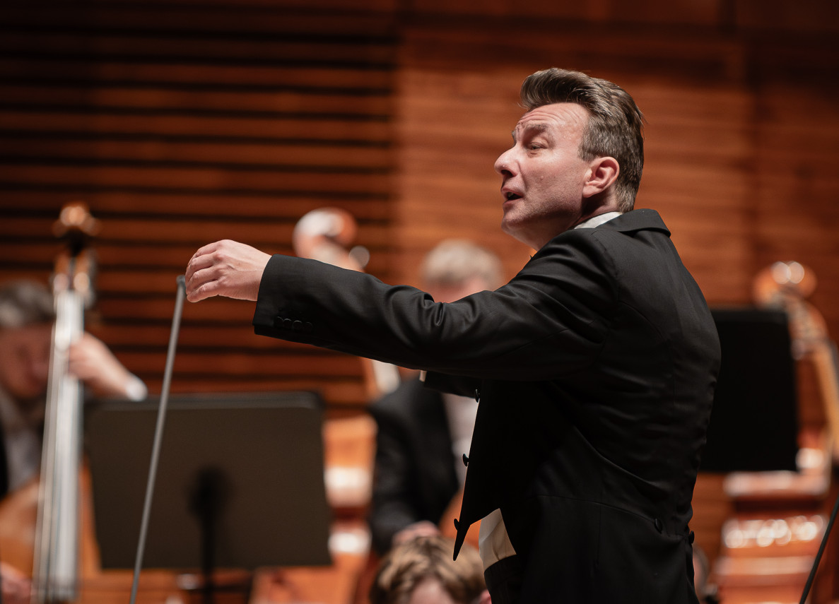 NOSPR/Prague Philharmonic Choir/ Arming/ Mozart's Requiem/ Music in the Time of Tales