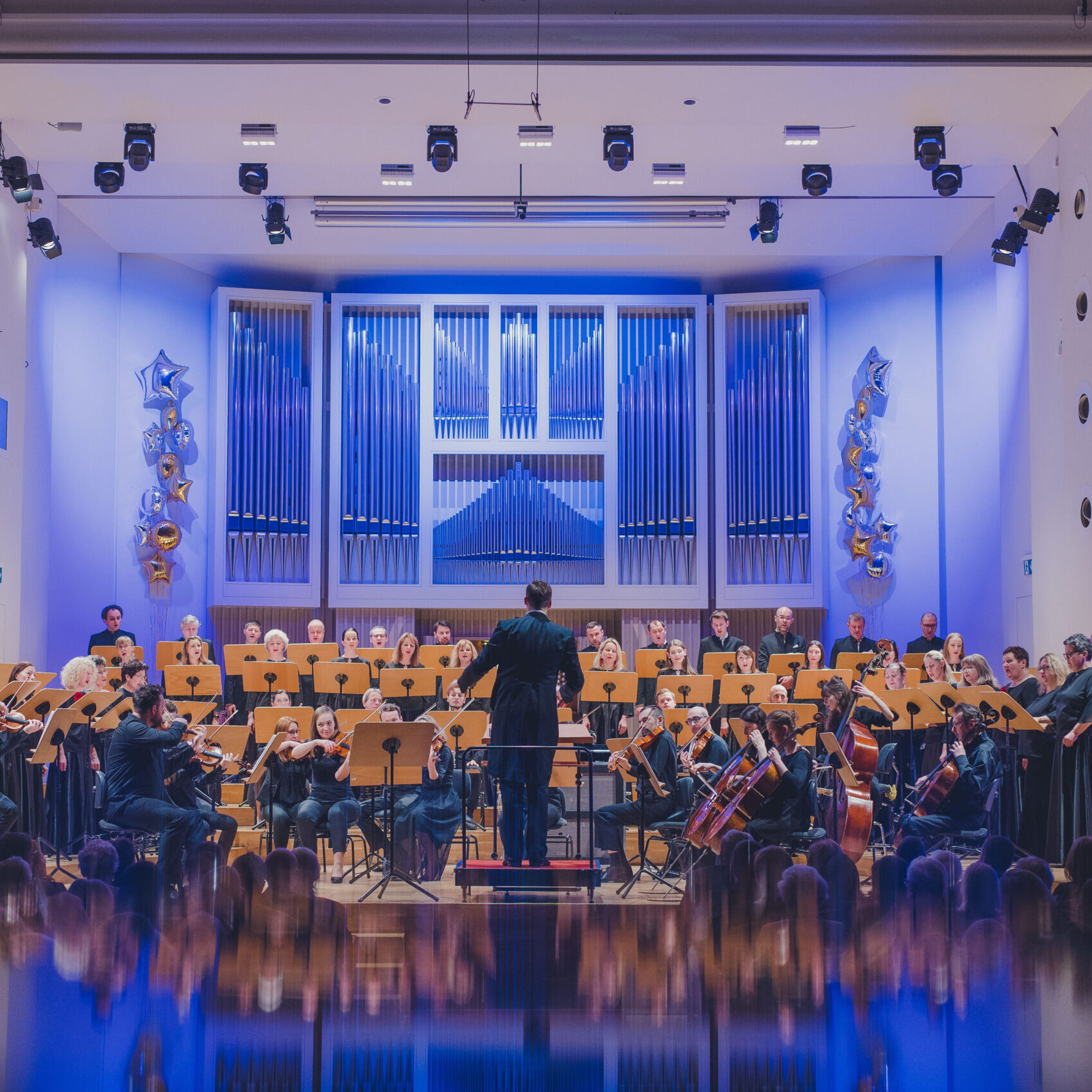 Grand choirs and overtures | Droń | Choir and Symphony Orchestra
