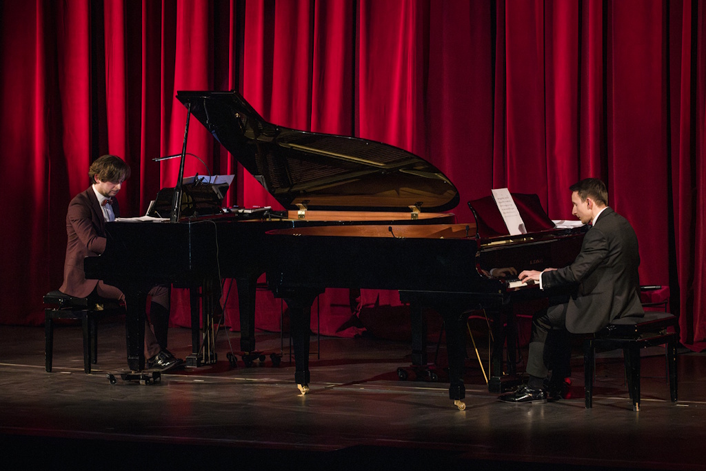 Dombrova Piano Duo – Koncert Muzyki Polskiej
