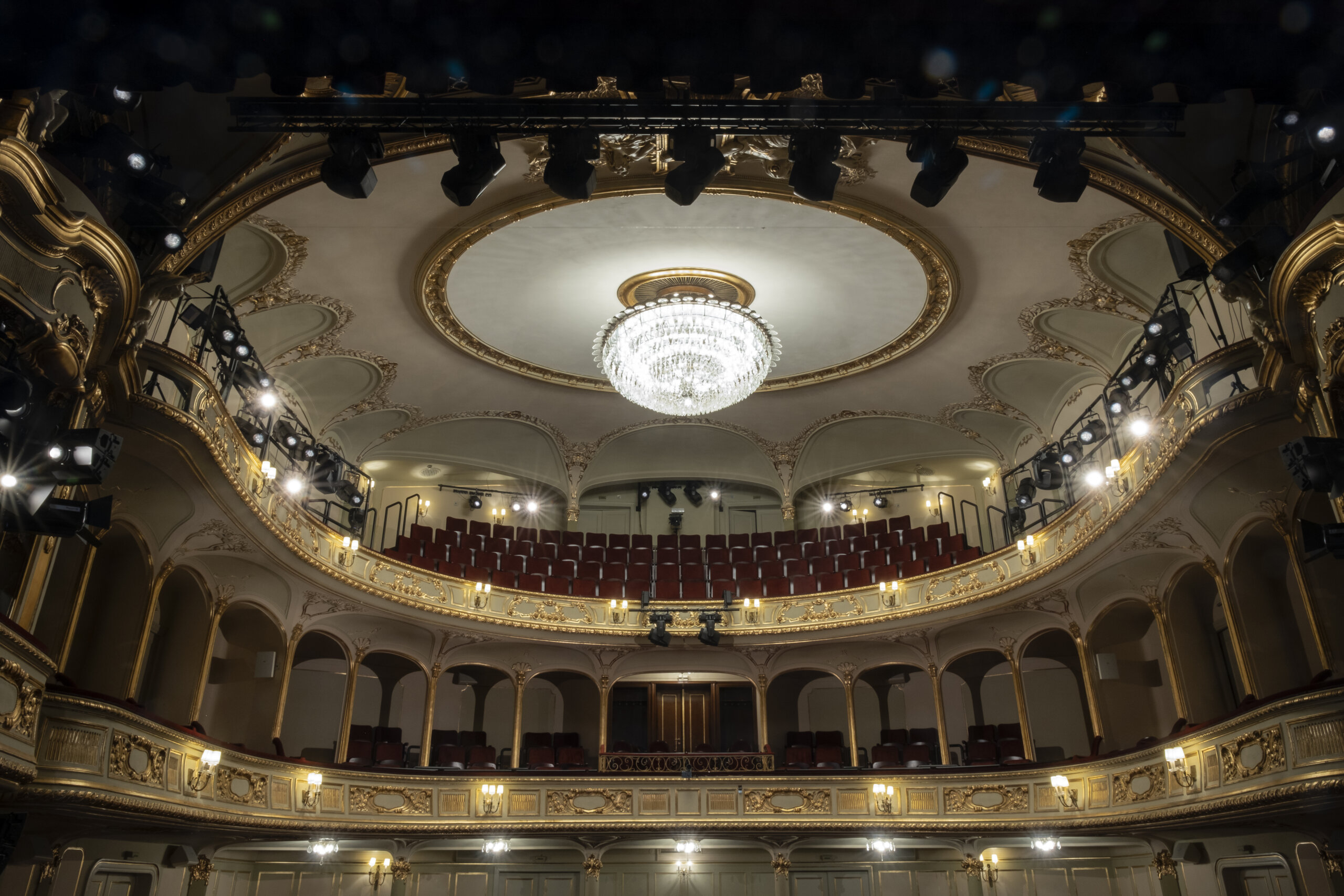 Poznaj teatr – zwiedzanie teatru