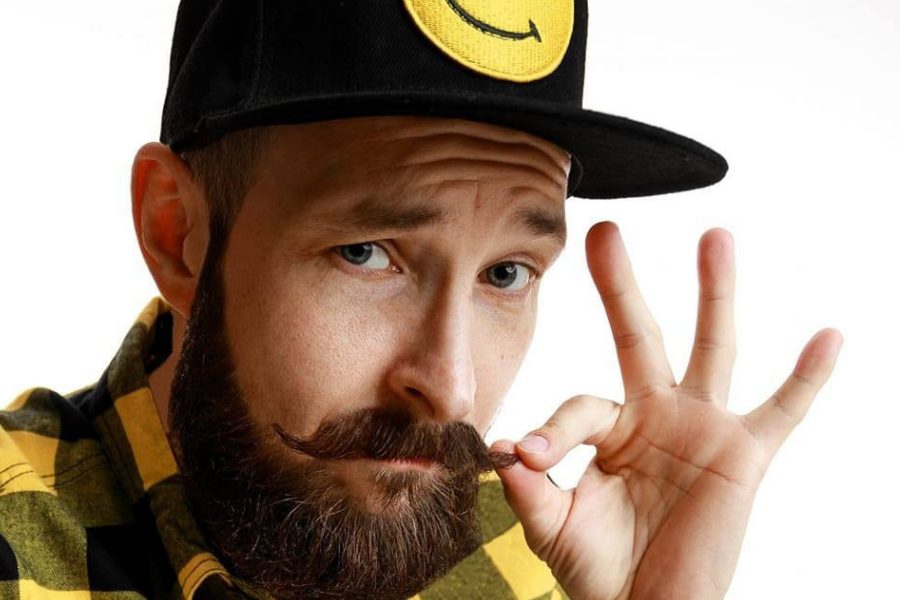 Adam Van Bendler in “AdFullHD”