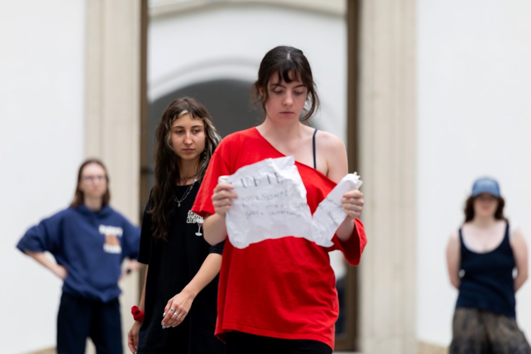 Action exhibition. How to talk about art? — Workshops for young adults aged 18—26 Call for applications until 14/10/2026