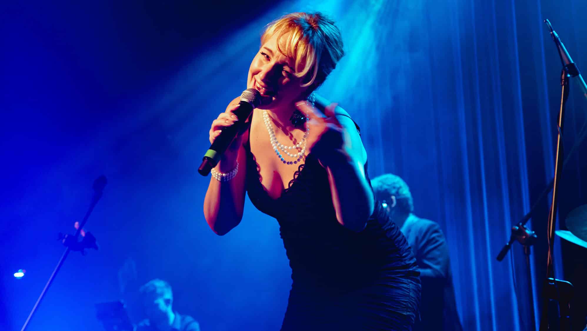 Taneczne Walentynki | Eva Sand z zespołem