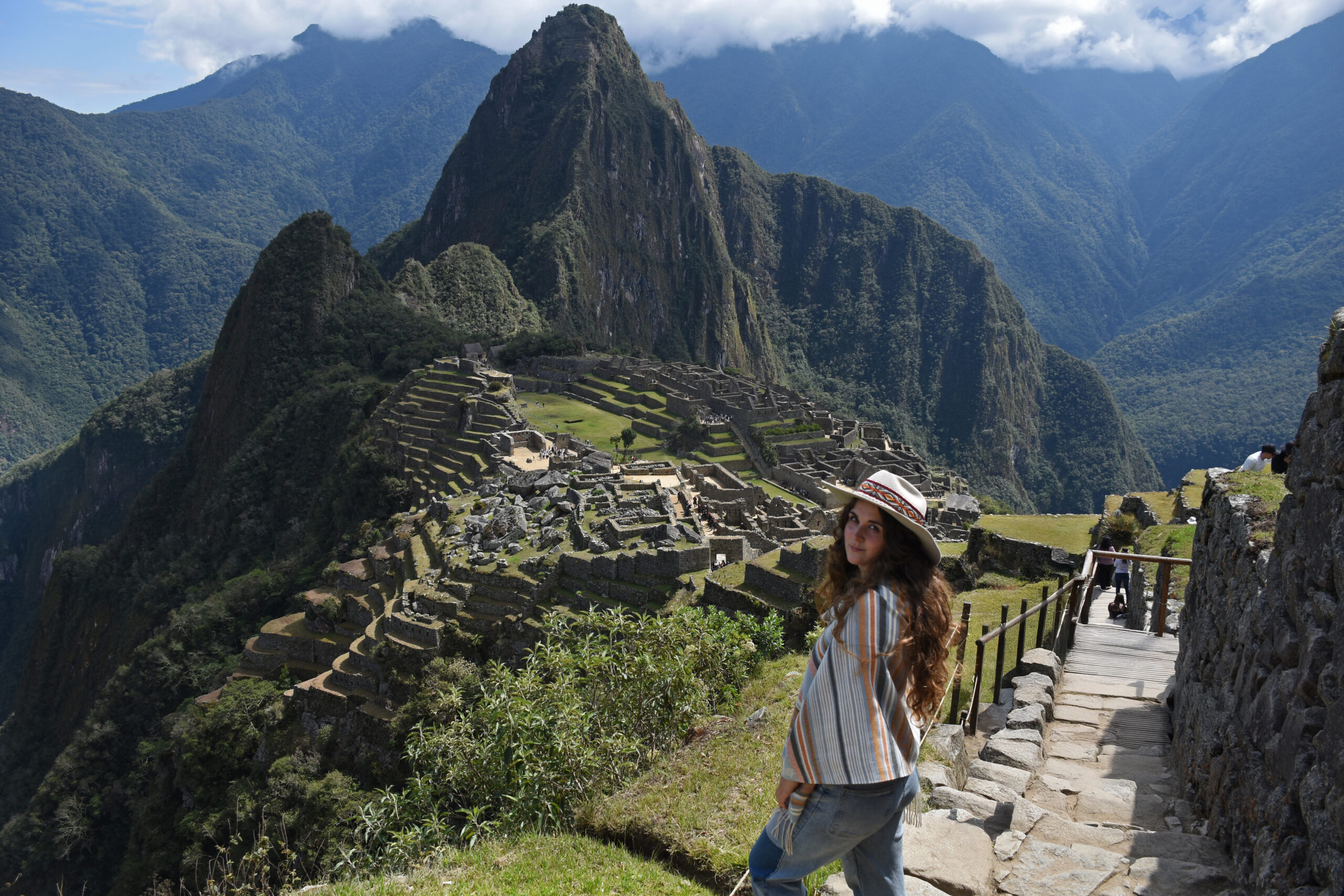 Peru, Galapagos, Yellowstone and Hawaii in one honeymoon — SAWiU meeting