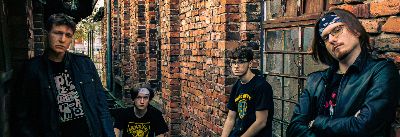 WEZ | punk band concert