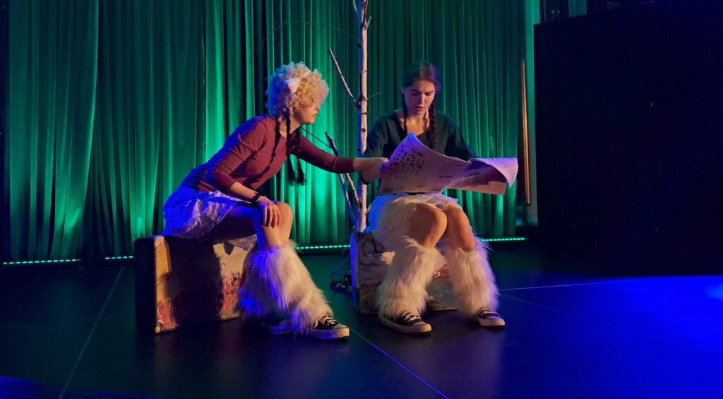 19.11./ “Polly and Molly” — a performance of the Uhuru Theater as part of the Stage of Theatrical Presentations and open stage