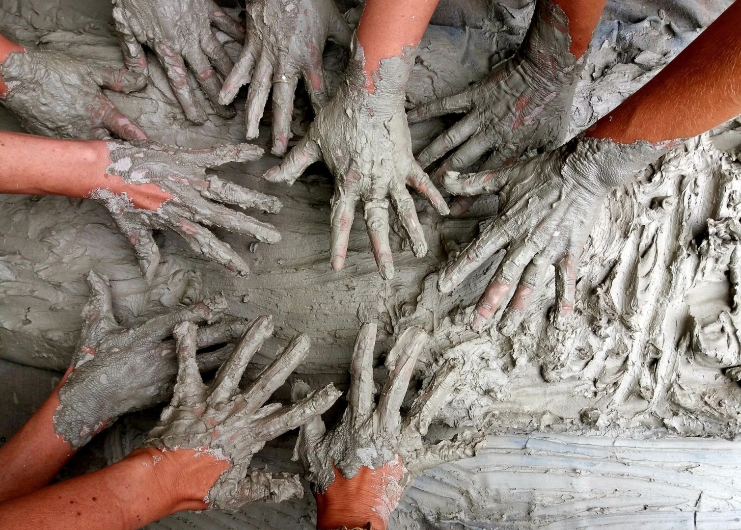 Clay hands (4-6 years)