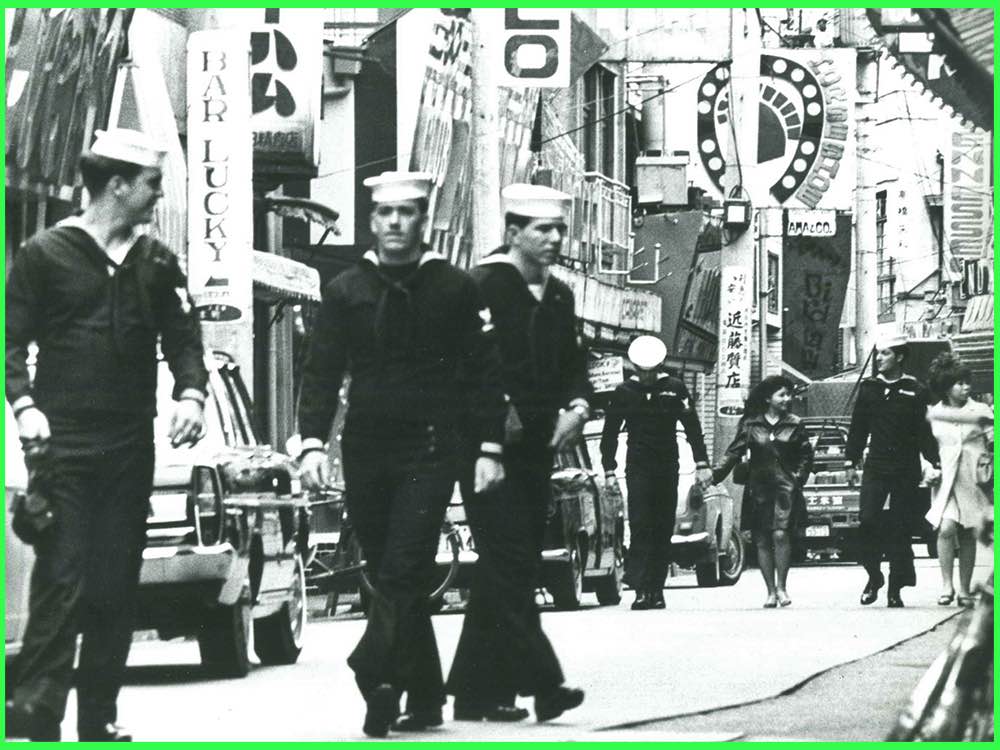 History of Postwar Japan as Told by a Bar Hostess