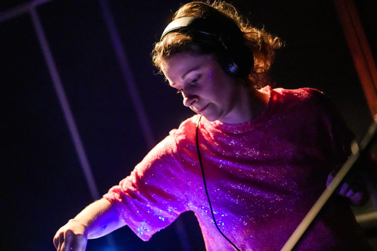 “Jumps and twists on the dance floor” DJ Myszka | 3+