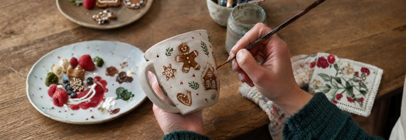Gingerbread Cups | CHRISTMAS CERAMIC WORKSHOPS