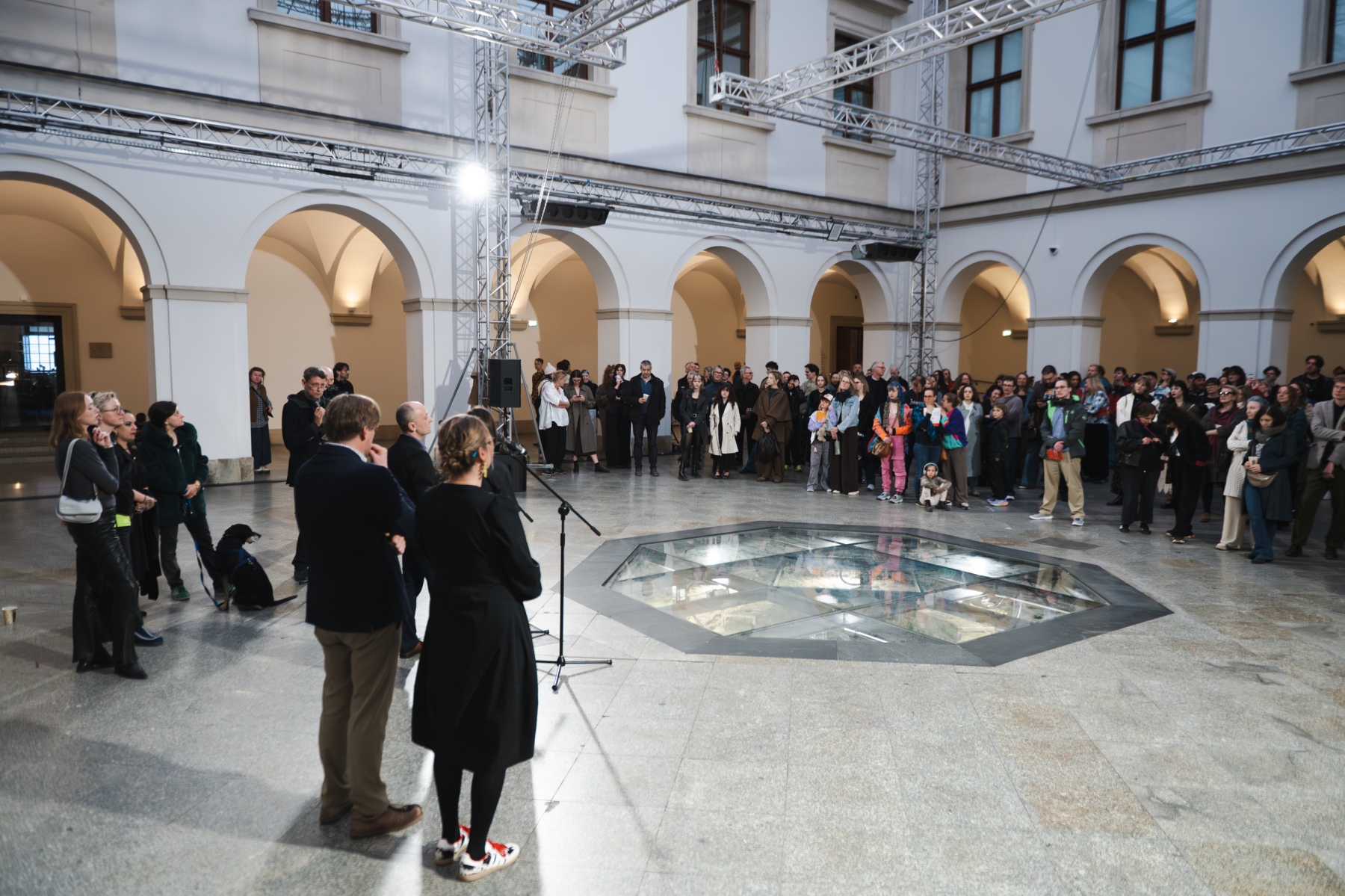 Double opening of exhibitions — HEM Anna Baumgart and Can You Trust the Red Rose of Lithuania