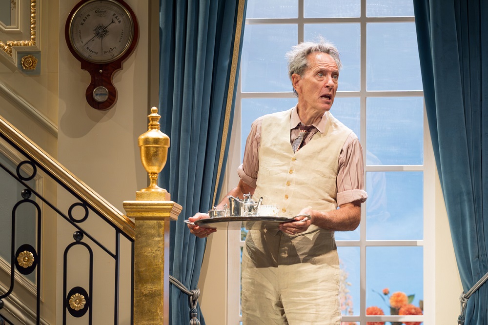 NT Live: Hay Fever