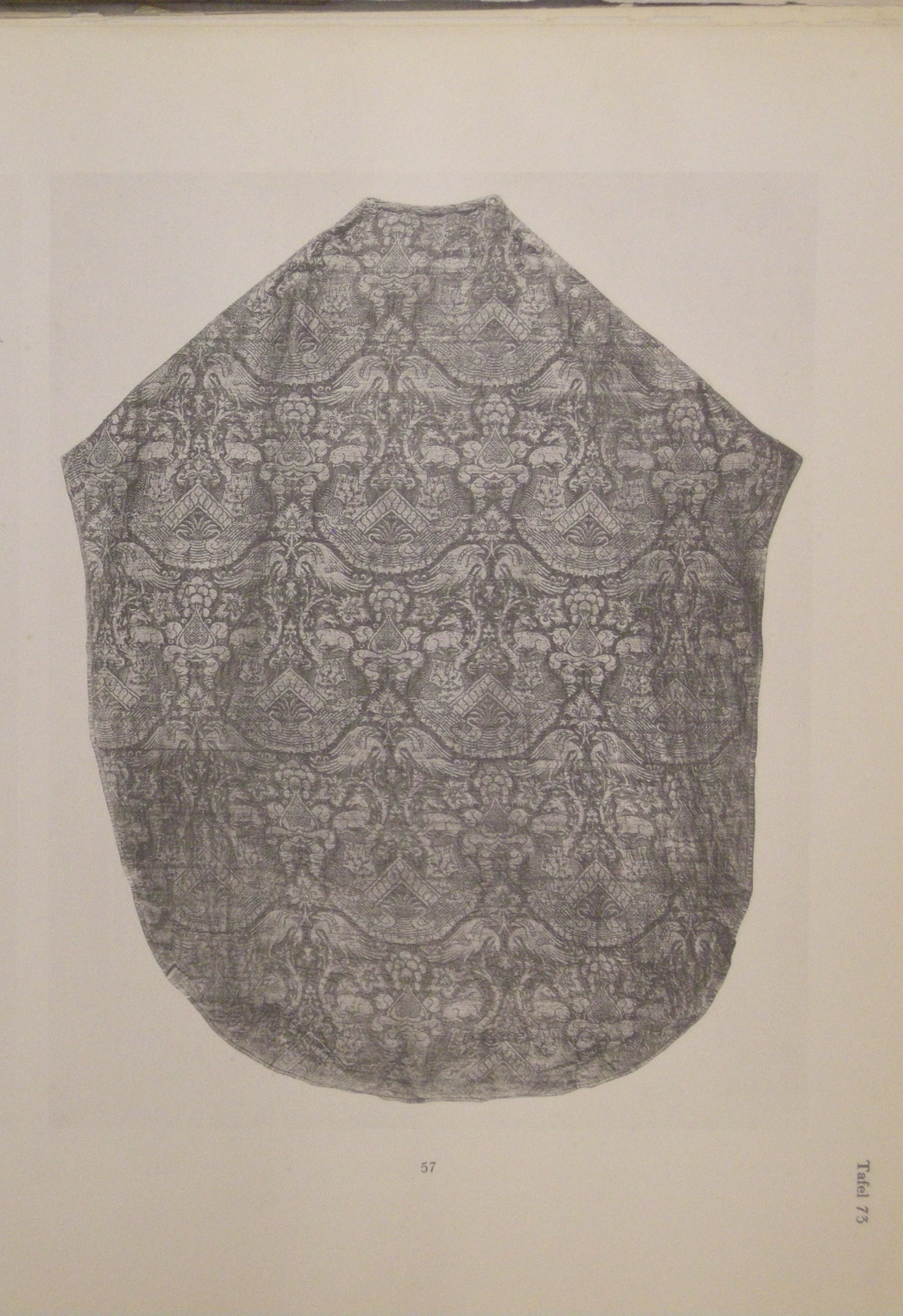 (Not) forgotten: Gdańsk collection of medieval, textile liturgical paraments