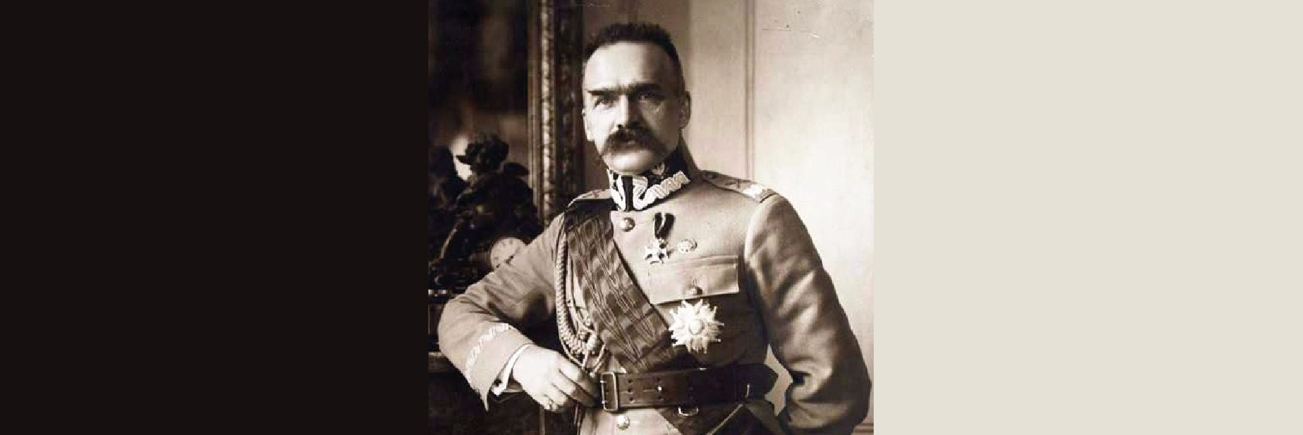 The palace. Pilsudski. Memory — a walk with a visit to two museums