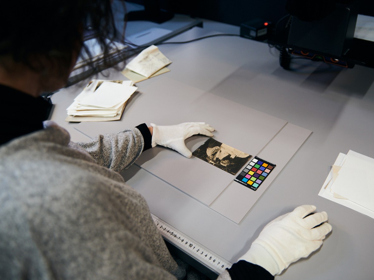 Digital Collections. Opportunities and limitations in the creative use of digitized resources | Meeting