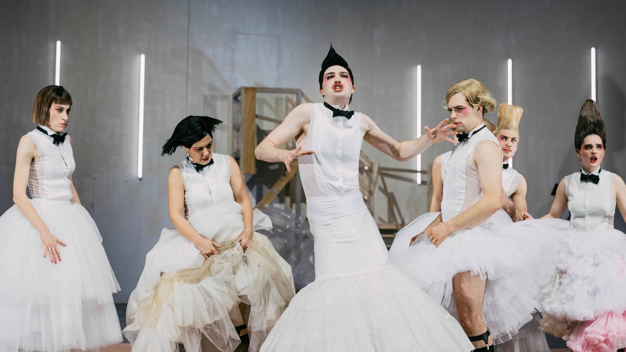 Ursonate [Wir spielen, bis uns der Tod abholt]