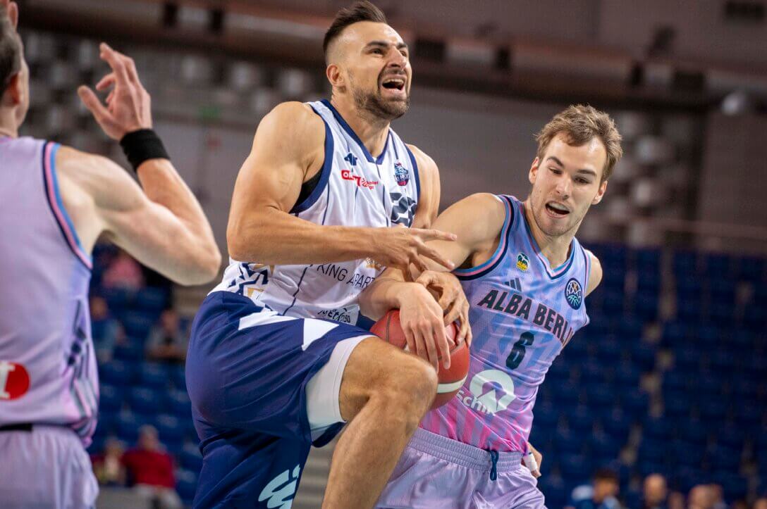 King Szczecin – Miasto Szkła Krosno