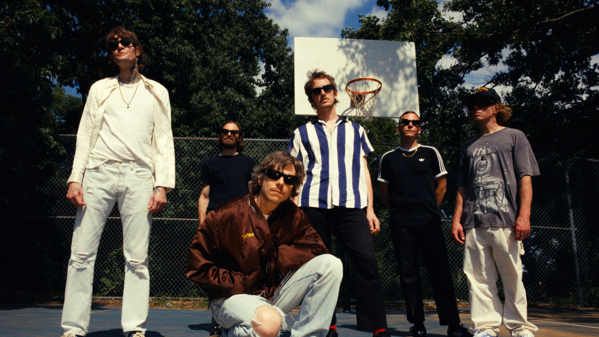Cage The Elephant: DYING IN REVERSE TOUR